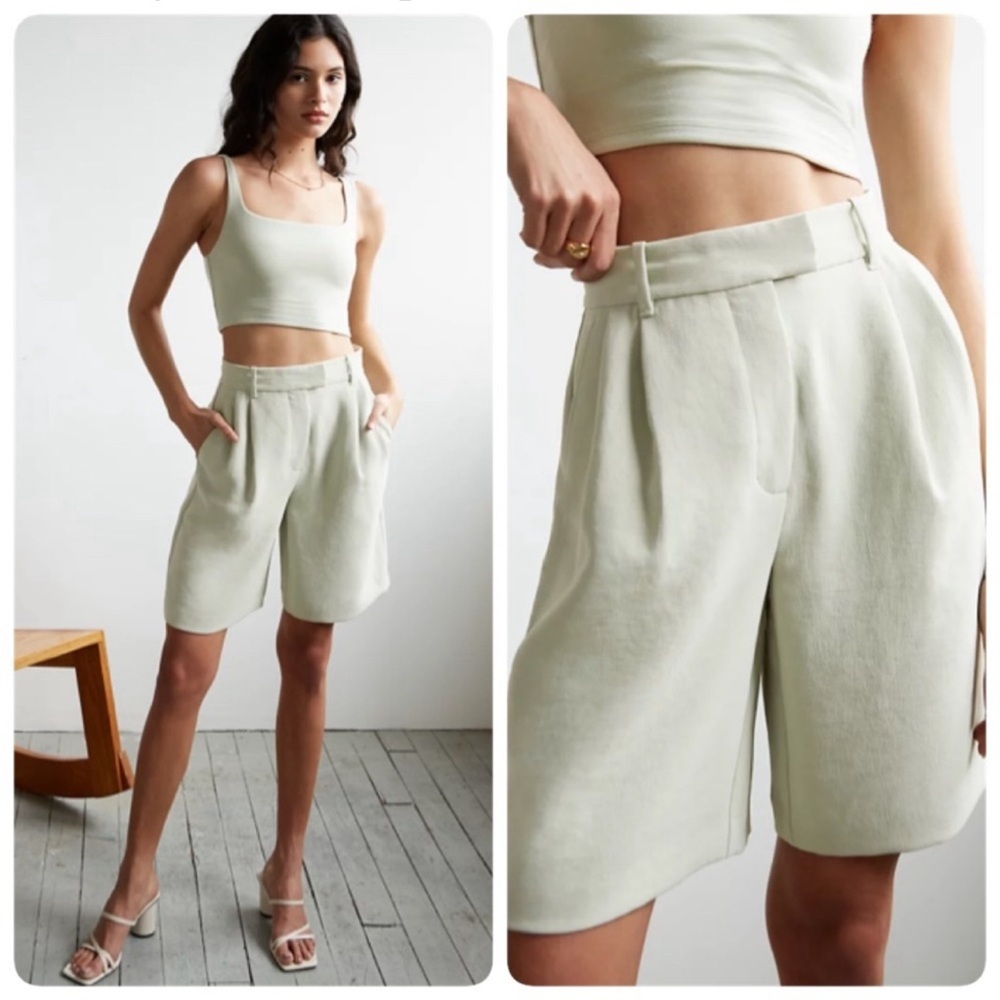 Aritzia Limerick high waisted shorts size 2 - Picture 2 of 8